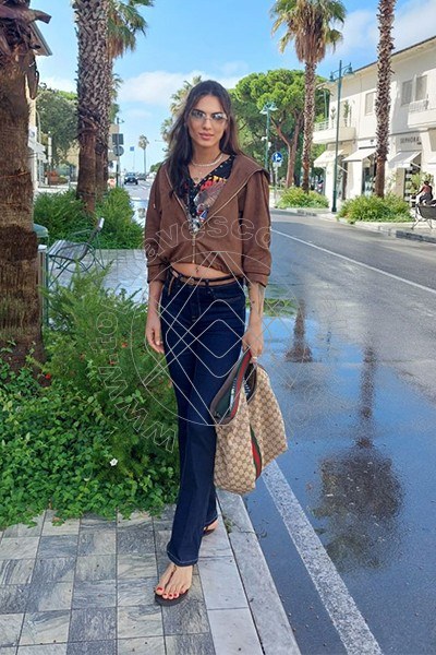Foto 24 di Leticia Blend transexescort Milano