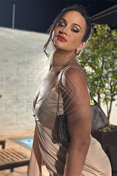 Foto 47 di Camilla Honey transexescort Bergamo