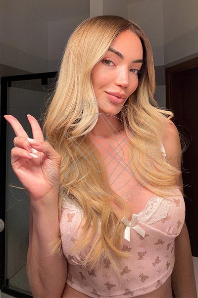 Foto 8 di Vanessa Hilton transexescort Brescia