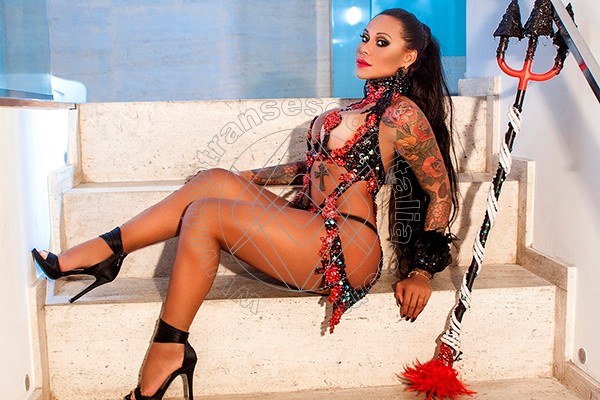Foto 50 di Alessandra Toledo Pornostar transexescort Marina Di Montemarciano