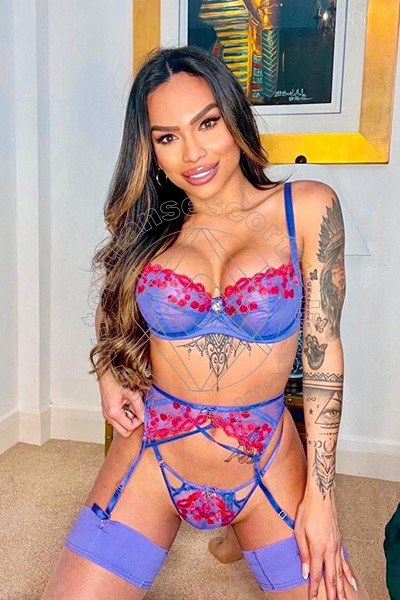 Foto 93 di Nauana Lima Pornostar transexescort Milano