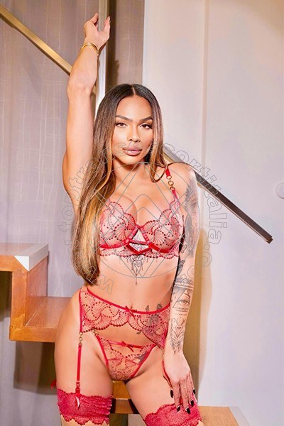 Foto 50 di Nauana Lima Pornostar transexescort Milano