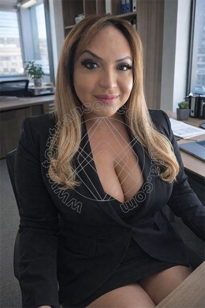 Foto 4 di Dottoressa Mony transexescort Merano