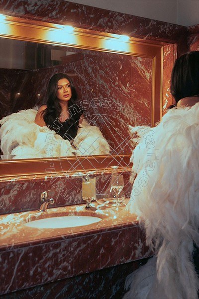 Foto 5 di Paula Bituschini transexescort Brescia