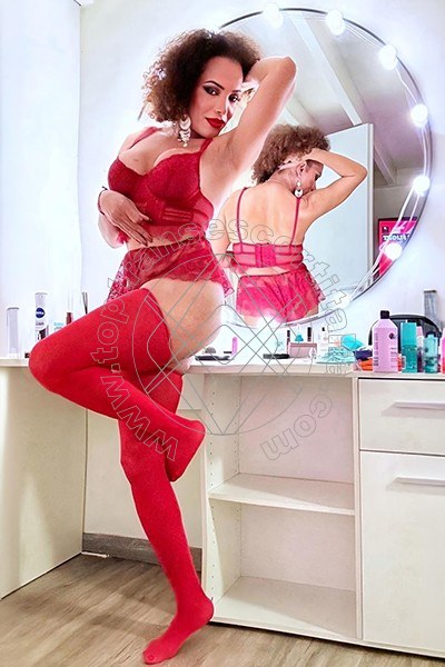 Foto 13 di Izabella Rabanne transexescort Verona