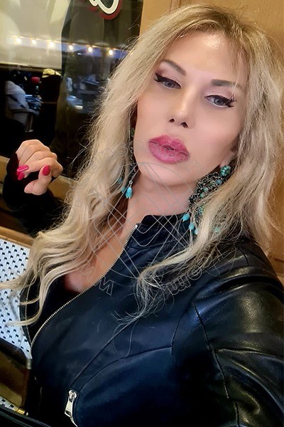 Foto di Pamela L' Italiana Piu' Calda transexescort Firenze