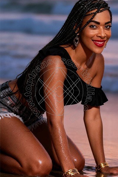 Foto 102 di Mariah Massage transexescort Brindisi