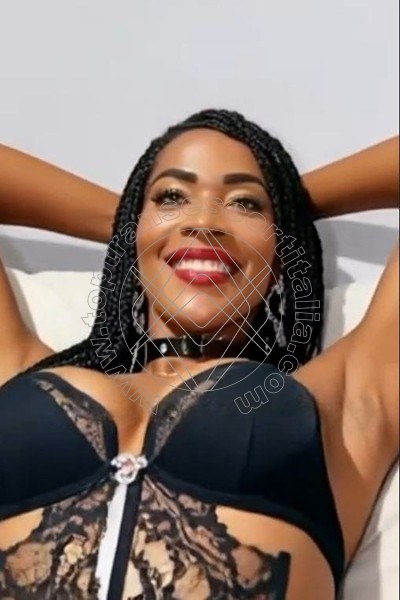 Foto 111 di Mariah Massage transexescort Brindisi