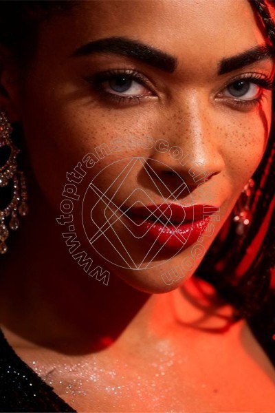 Foto 45 di Mariah Massage transexescort Brindisi