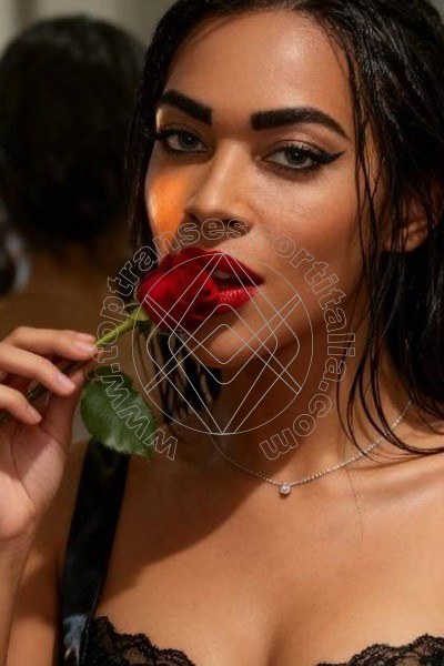 Foto 2 di Mariah Massage transexescort Brindisi