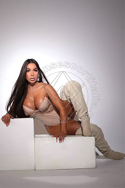 Foto 22 di Alícia Lins transexescort Milano