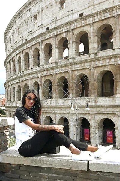 Foto 10 di Lucrezia Hikman transexescort Prato