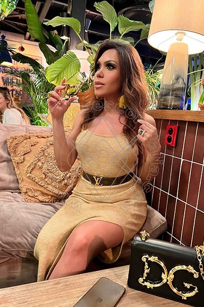 Foto 61 di Isis Gatti transexescort Roma