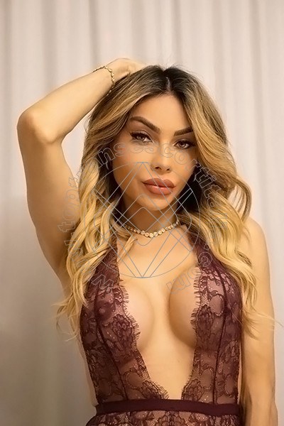 Foto 4 di Chrystal Medeiros Pornostar transexescort Civitanova Marche