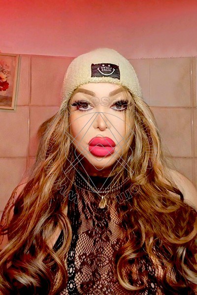 Foto 7 di Roxanne transexescort Crotone