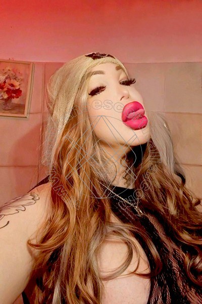 Foto 5 di Roxanne transexescort Crotone