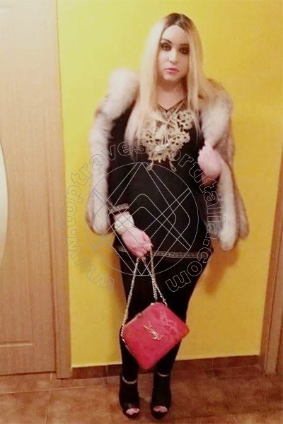 Foto 35 di Amira Ahsen transexescort Bucarest