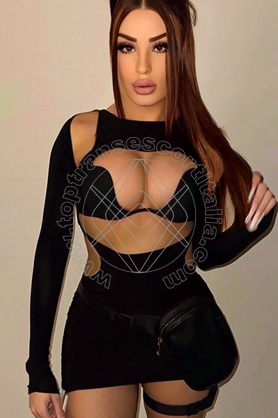 Foto 2 di Ludovica Romana transexescort Potenza