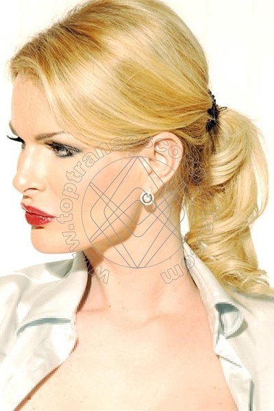 Foto 3 di Lady Platinum transexescort Vienna