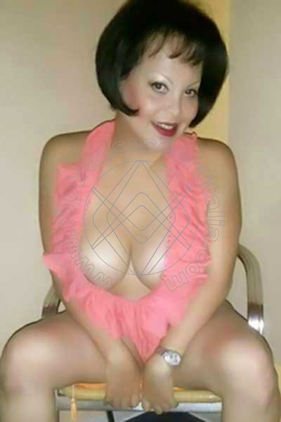 Foto 31 di Ts Carmen transexescort Colonia