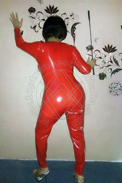 Foto 33 di Ts Carmen transexescort Colonia