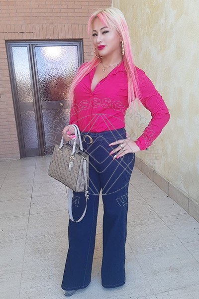Foto 40 di Camelia transexescort Nettuno