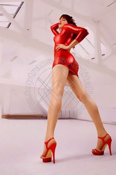 Foto 2 di Natalie Pain transexescort Mannheim