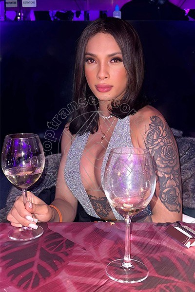 Foto 41 di Arianna Ferrari Pornostar transexescort Napoli