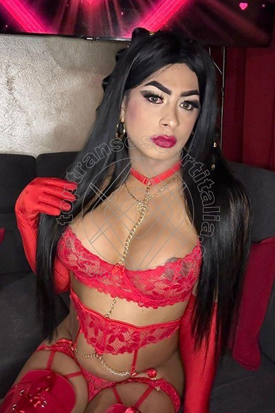 Foto 18 di Gisselle transexescort Madrid