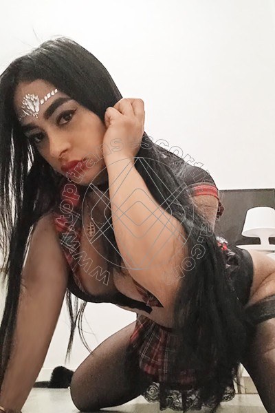 Foto 4 di Gisselle transexescort Madrid