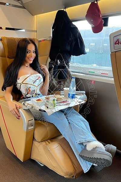 Foto 8 di Milena Miranda transexescort Brescia