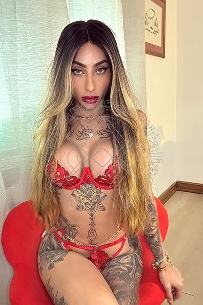 Foto 4 di Aisha Ninfetta transexescort Roma