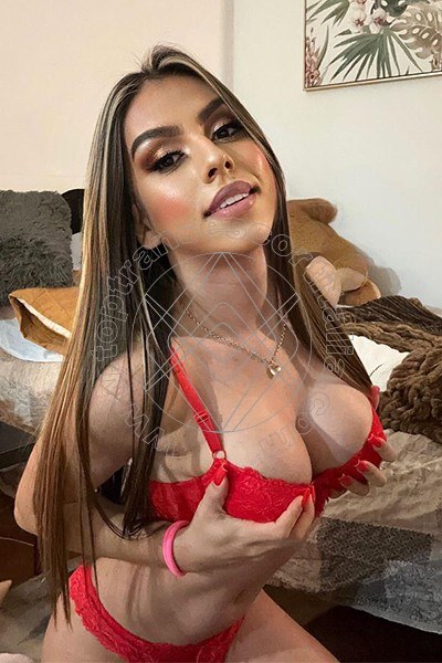 Foto 38 di Riane Mello transexescort Roma