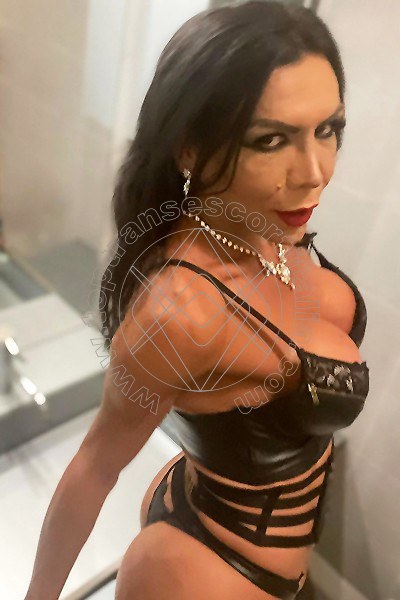 Foto 4 di Stella Sampaio transexescort León