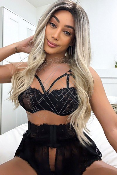 Foto 38 di Iris Araujo transexescort Brescia