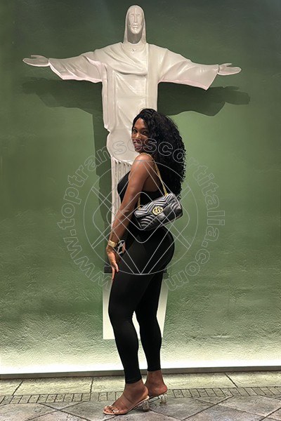 Foto 22 di Suzy Marianna transexescort Praga