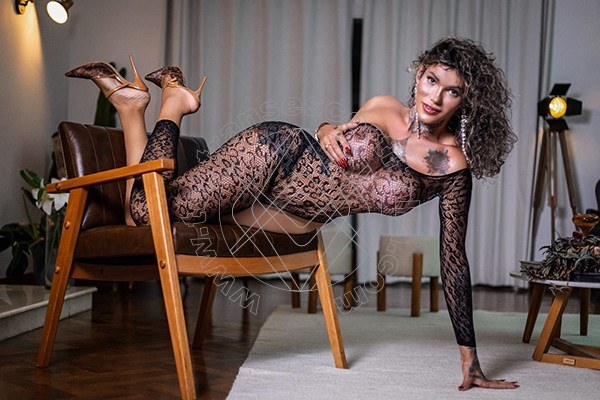 Foto 46 di Sabrina Prezotte Pornostar transexescort Milano