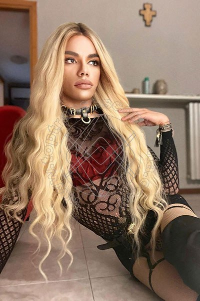 Foto 390 di Rafaella Menicucci Xxl transexescort Milano