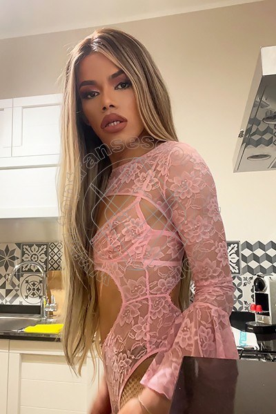 Foto 327 di Rafaella Menicucci Xxl transexescort Milano