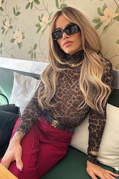 Foto 200 di Rafaella Menicucci Xxl transexescort Milano