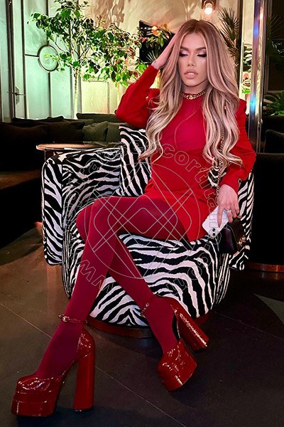 Foto 279 di Rafaella Menicucci Xxl transexescort Milano