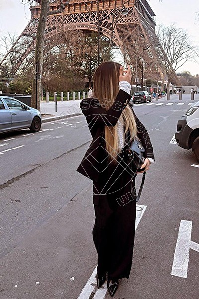 Foto 283 di Rafaella Menicucci Xxl transexescort Milano