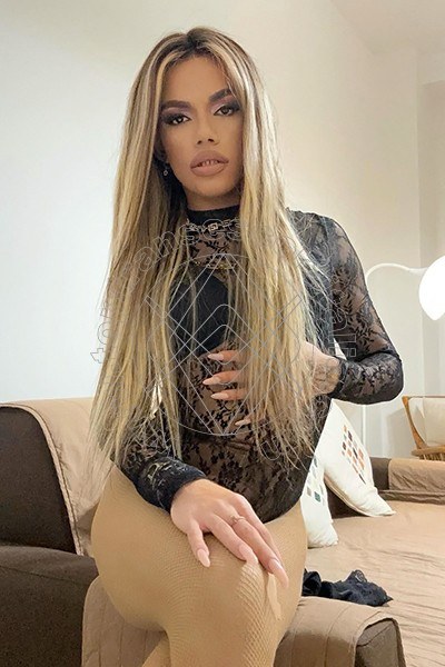 Foto 292 di Rafaella Menicucci Xxl transexescort Milano