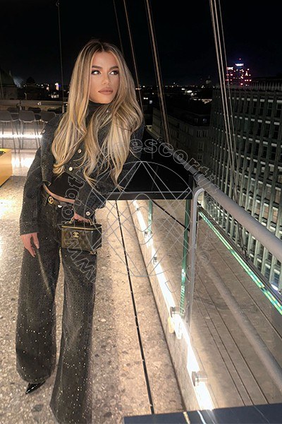 Foto 295 di Rafaella Menicucci Xxl transexescort Milano