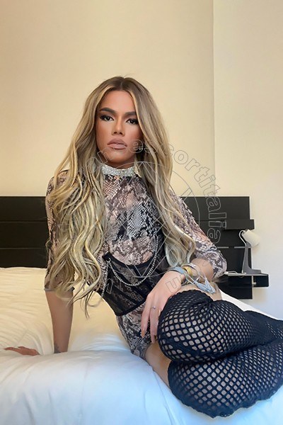 Foto 314 di Rafaella Menicucci Xxl transexescort Milano