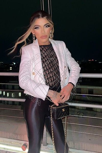 Foto 322 di Rafaella Menicucci Xxl transexescort Milano