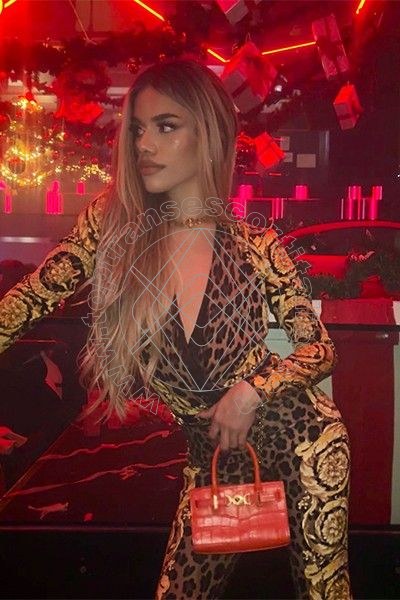 Foto 181 di Rafaella Menicucci Xxl transexescort Milano
