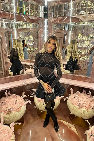 Foto 123 di Rafaella Menicucci Xxl transexescort Milano