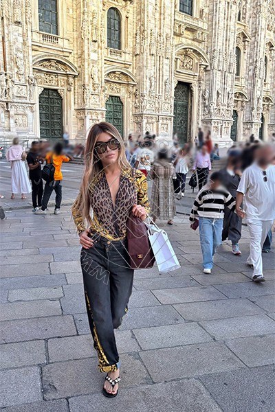 Foto 38 di Rafaella Menicucci Xxl transexescort Milano