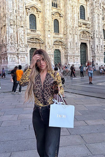 Foto 37 di Rafaella Menicucci Xxl transexescort Milano